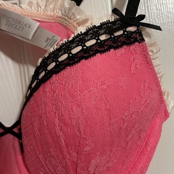 Victoria’s Secret 34B, pink with black lace lingerie - Picture 5 of 11